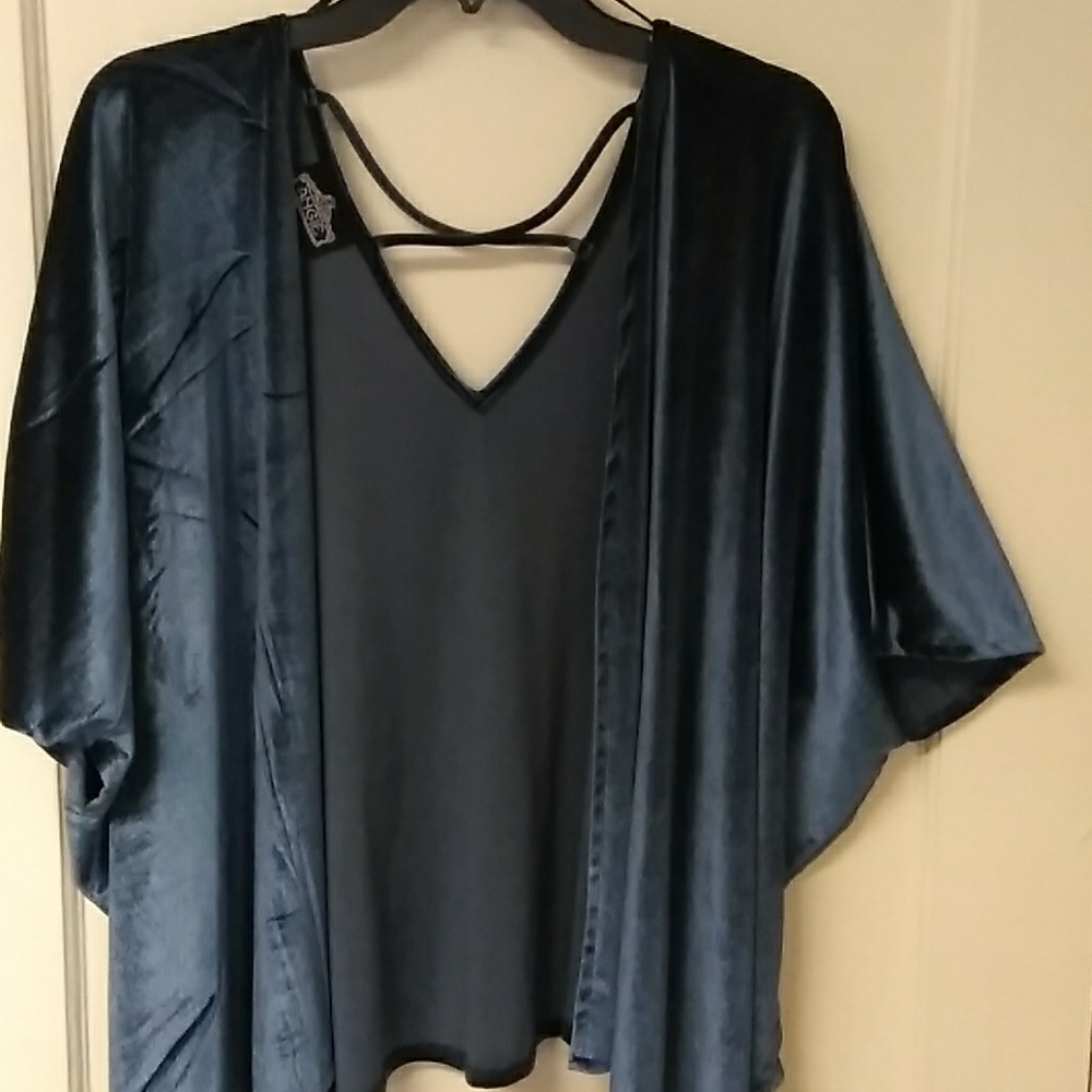Angie blue velour kimono